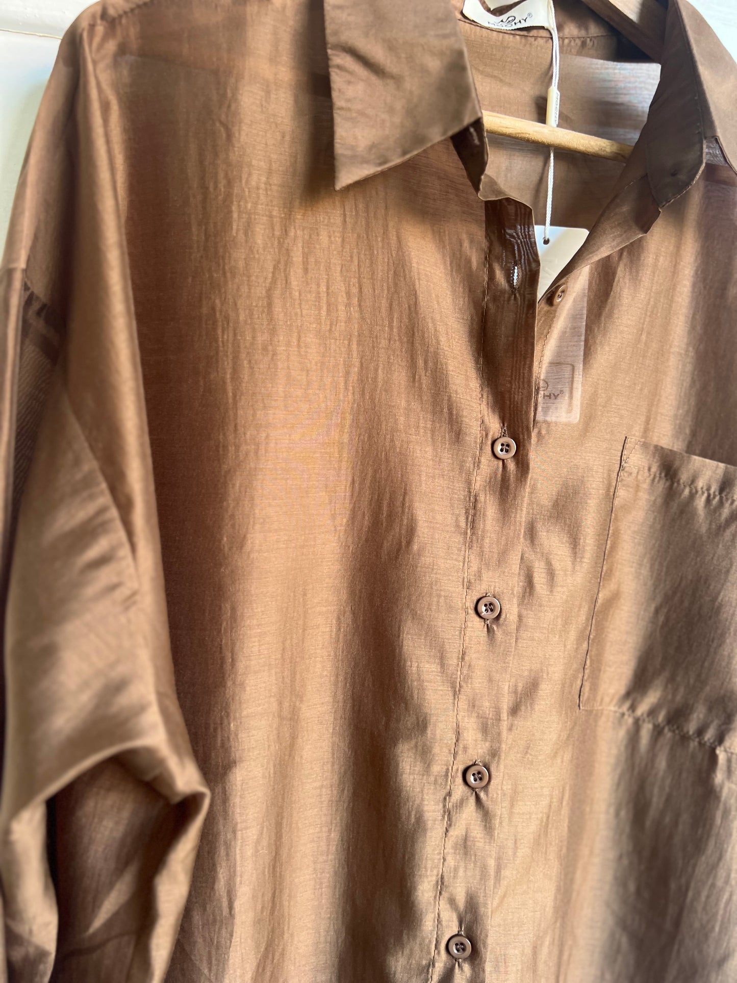 Mooie bruine zijde blouse