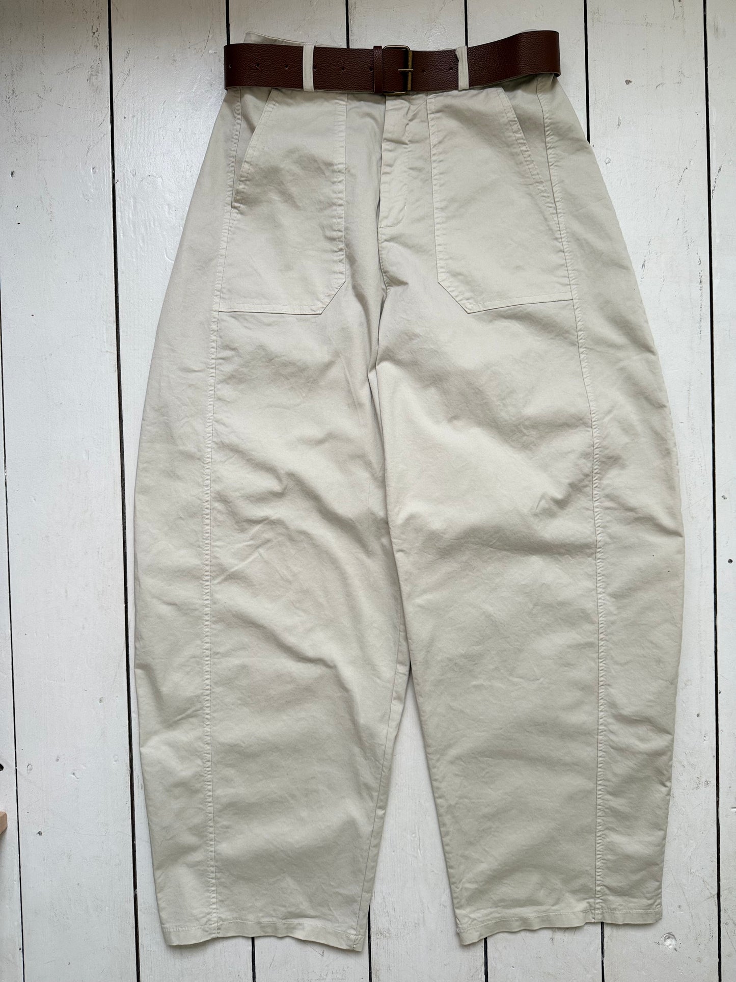 Broek ‘ballon’ model beige