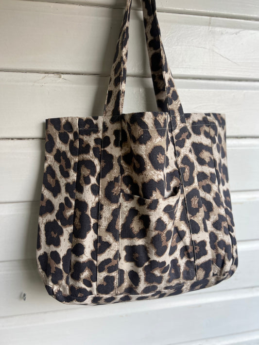 Shopper Leopard