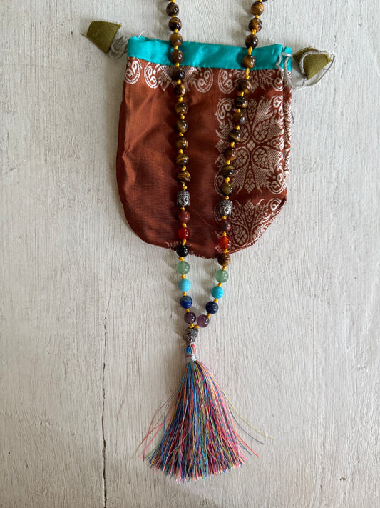 Lange ketting tijgeroog