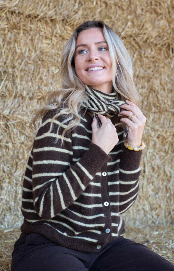 Vest gestreept bruin/ zacht geel