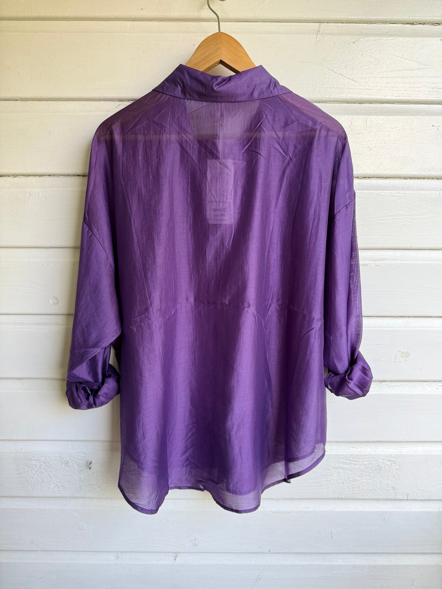 Blouse silk violet