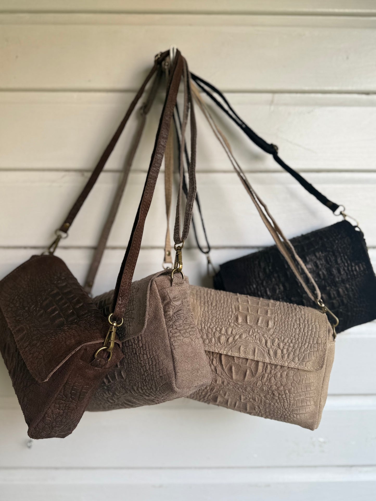 Suède tas ‘croco’ grijs/taupe